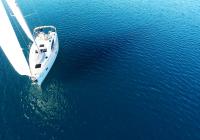 barcha a vela barca a vela genova vela bianca yacht a vela mare blu